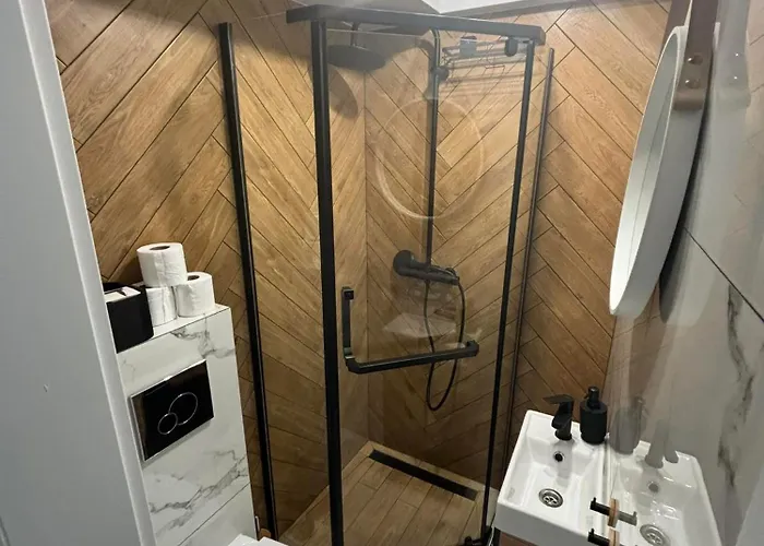 Magic Hills * أوسترون